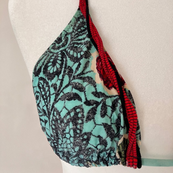 SHAN ROSES BIKINI SET - Picture 3 of 12